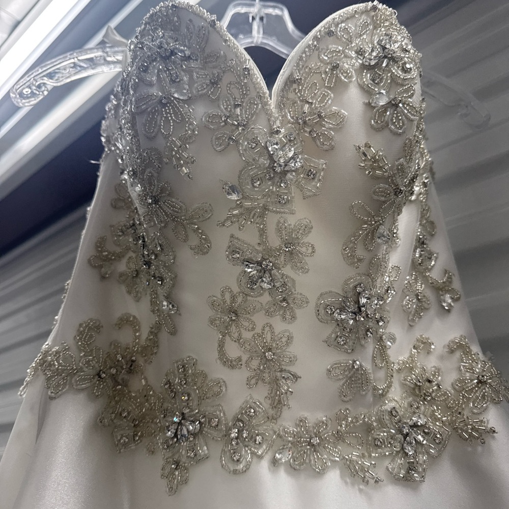 CLEARANCE -Christina Wu Wedding Dress - Size 6 – Strapless Beaded Bodice – NWT - Picture 12 of 16